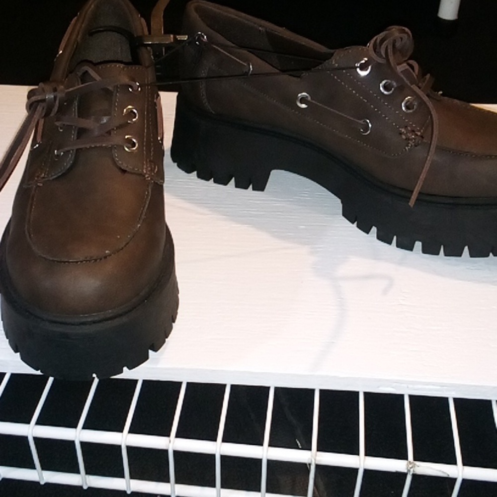 Women's Brown Platform Shoes Black Chunky Heel Size 10. NWOT - Picture 4 of 4